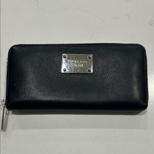 Michael Kors Black Pebbled Zippered Wallet